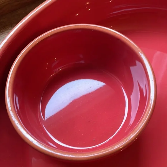 Stoneware Chip & Dip Bowl in Rich Reddish Orange Color! Made in Portugal 🇵🇹 - Picture 5 of 8